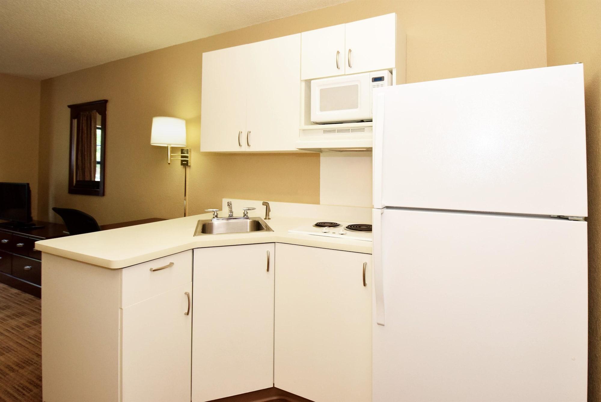 Extended Stay America Suites - Richmond - Hilltop Mall Экстерьер фото