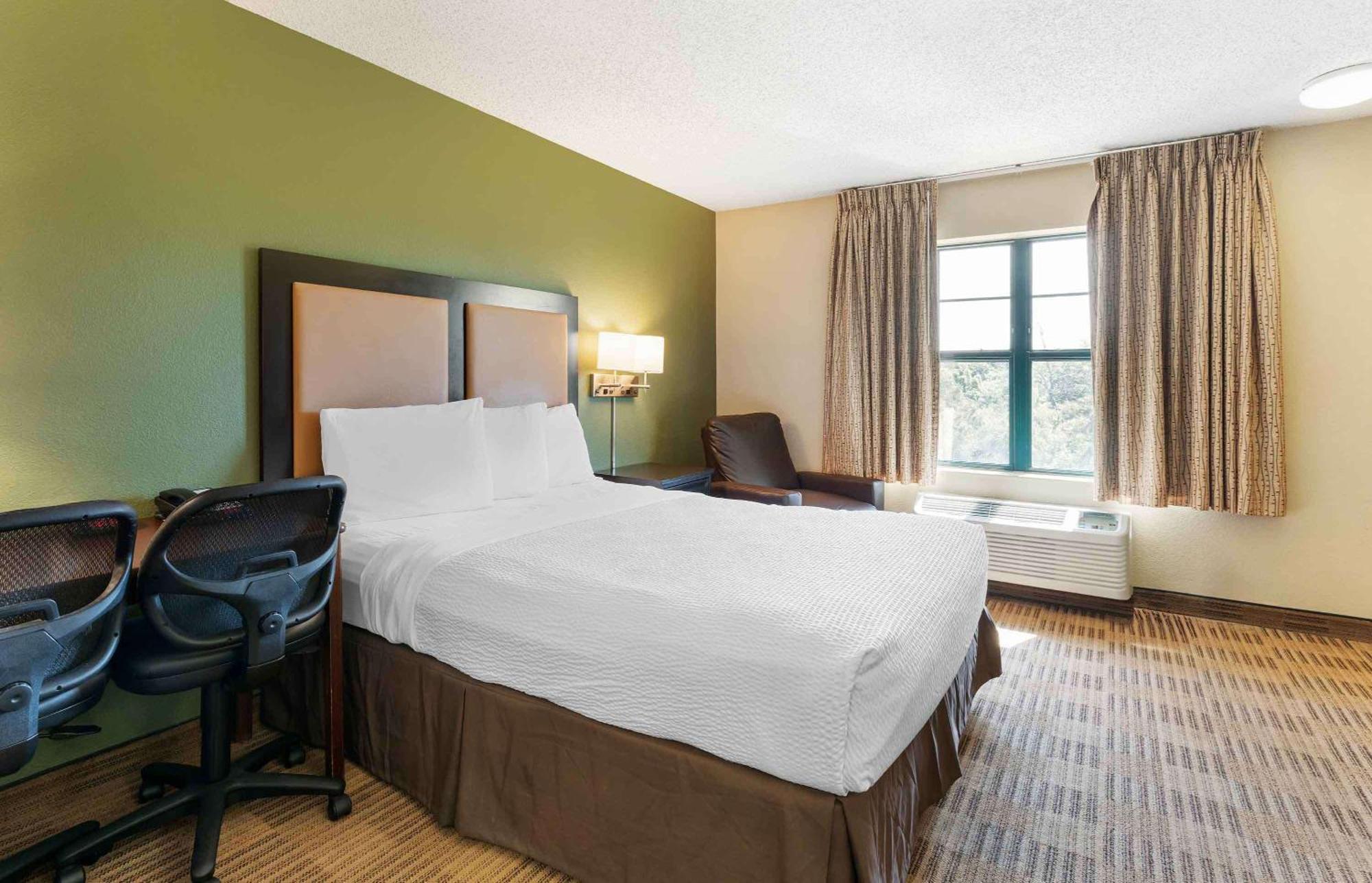 Extended Stay America Suites - Richmond - Hilltop Mall Экстерьер фото