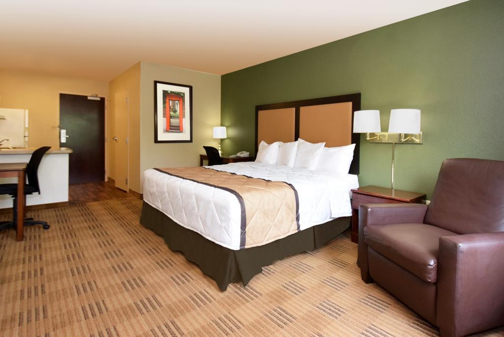 Extended Stay America Suites - Richmond - Hilltop Mall Экстерьер фото