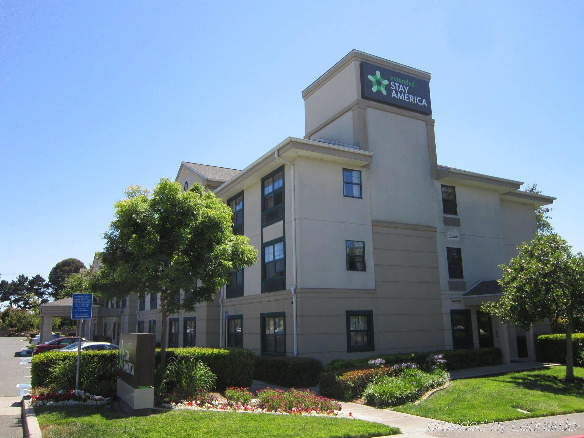 Extended Stay America Suites - Richmond - Hilltop Mall Экстерьер фото