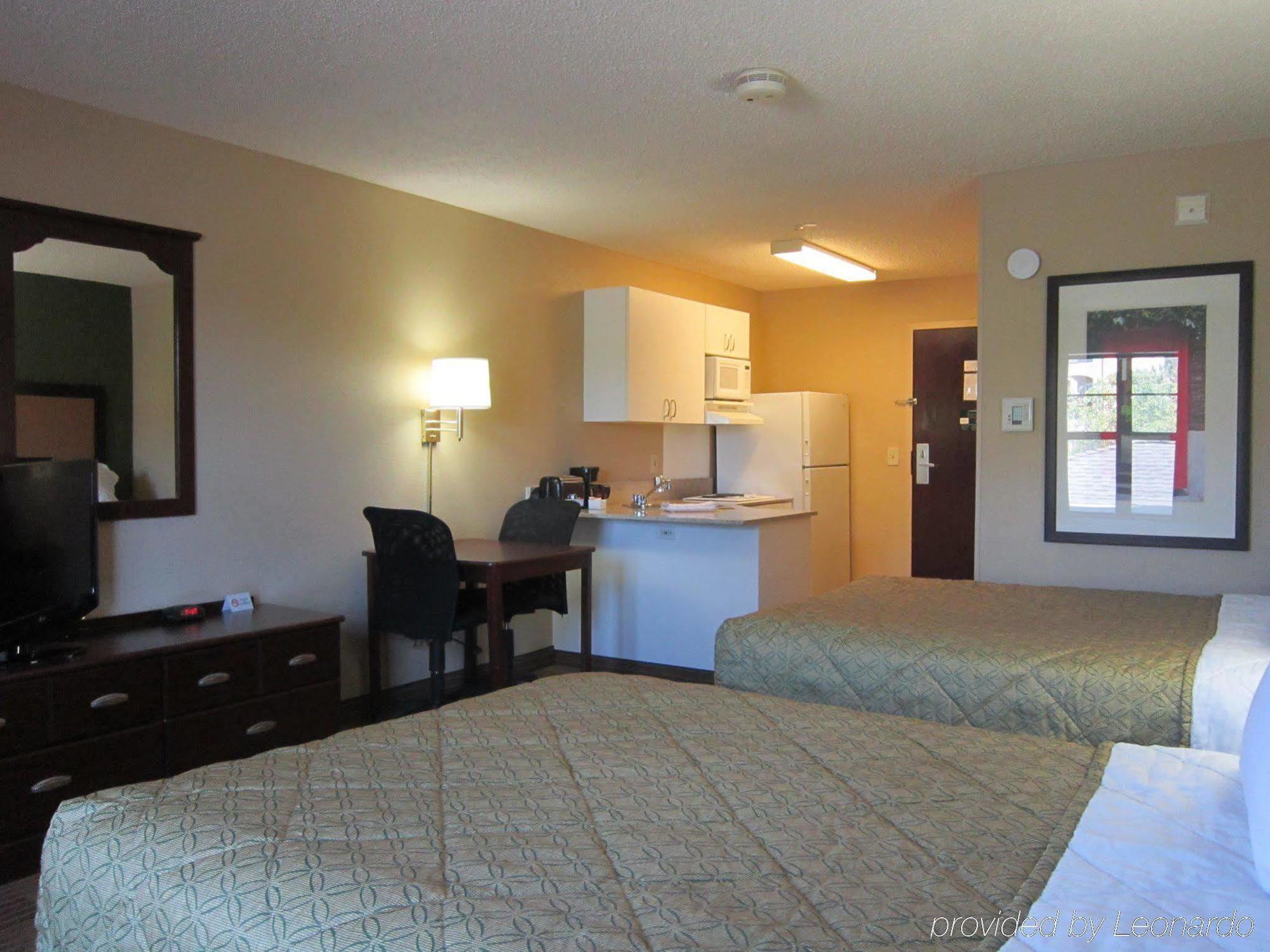 Extended Stay America Suites - Richmond - Hilltop Mall Экстерьер фото